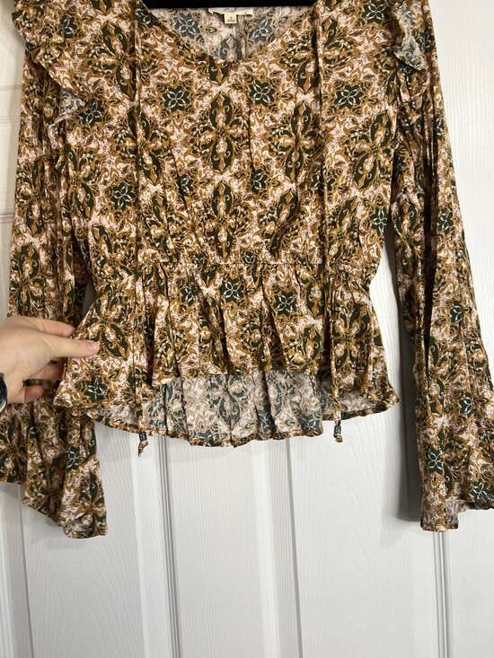 Easel Los Angeles Boho Floral Paisley Ruffle Bell Sleeve Peplum Blouse Size S - Picture 6 of 6